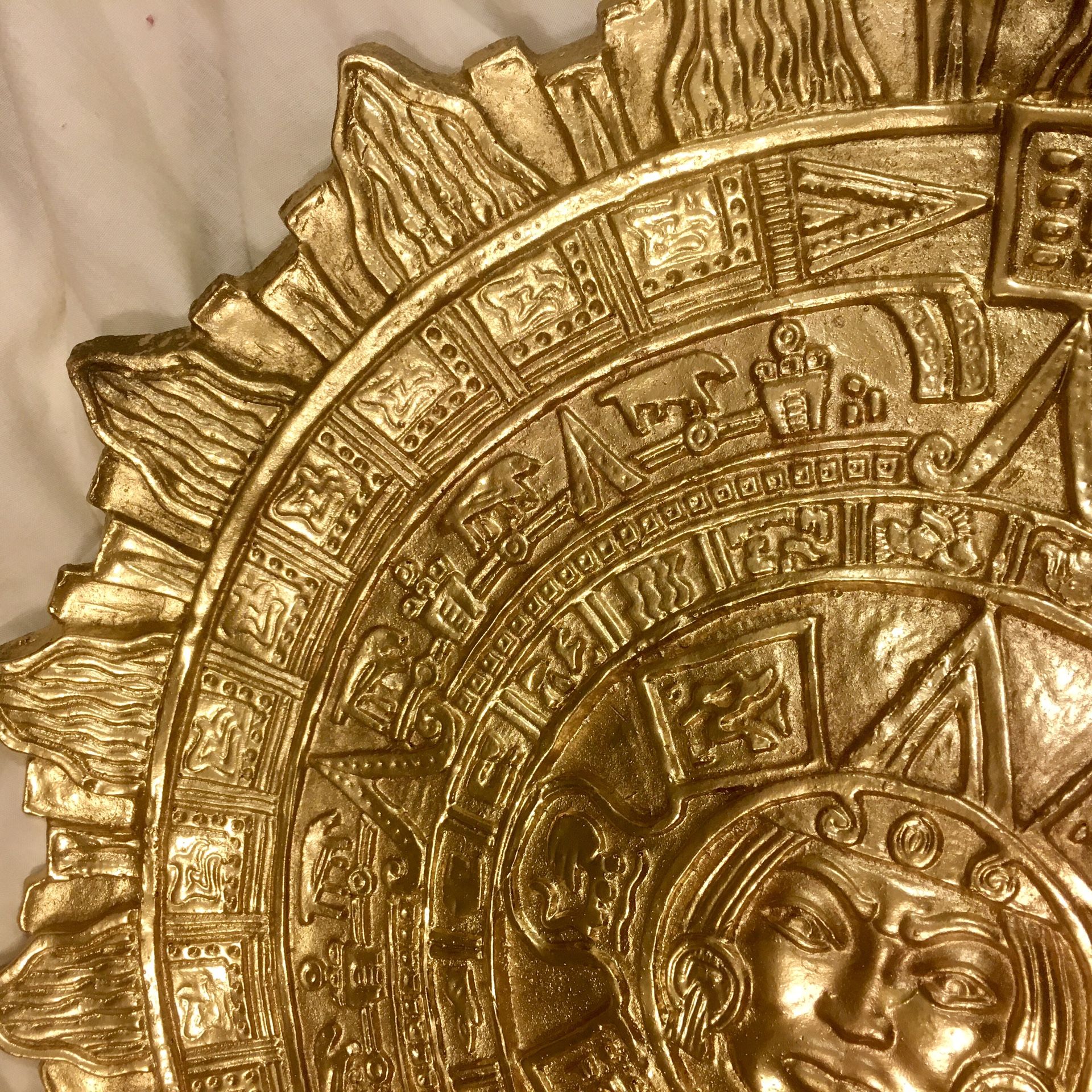 Large Aztec Calendar - 18¾" diameter wall decor