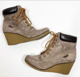 Womens Rock And Candy Tan Suede Boots size 9