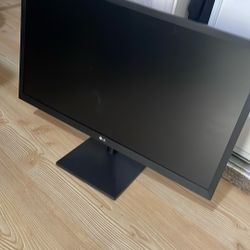60hz 24 in LG Monitor