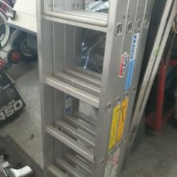 OshA  Foldable Ladder