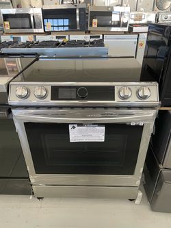 New Samsung 30” Slide In Electric 220 v Range