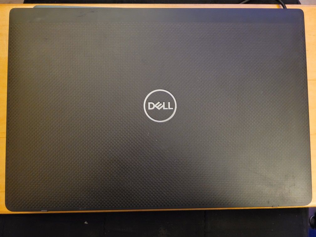 Dell Latitude 14 7400