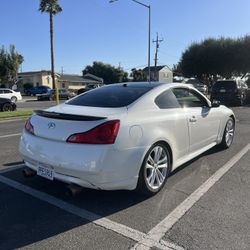 2015 Infiniti Q60s