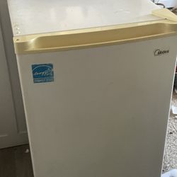 Front Door Mini Freezer 