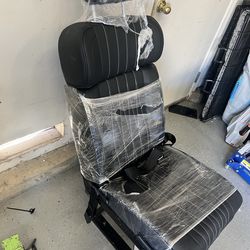 Sprinter seat