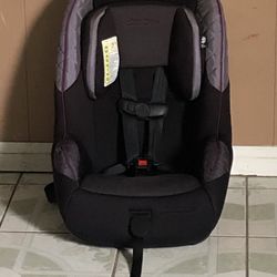 LIKE NEW EDDIE BAUER CONVERTIBLE CAR SEAT!!!!