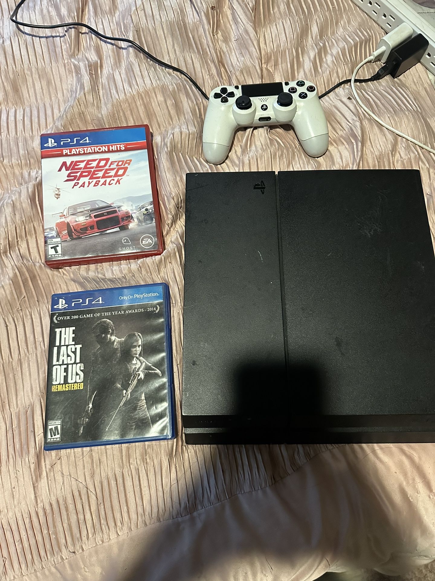 PS4 & Attachments