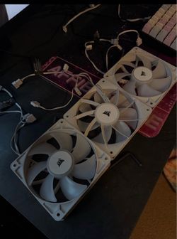 Corsair 120mm PC Case Fans White Set of 3