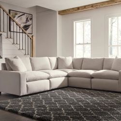 Savesto sectional 