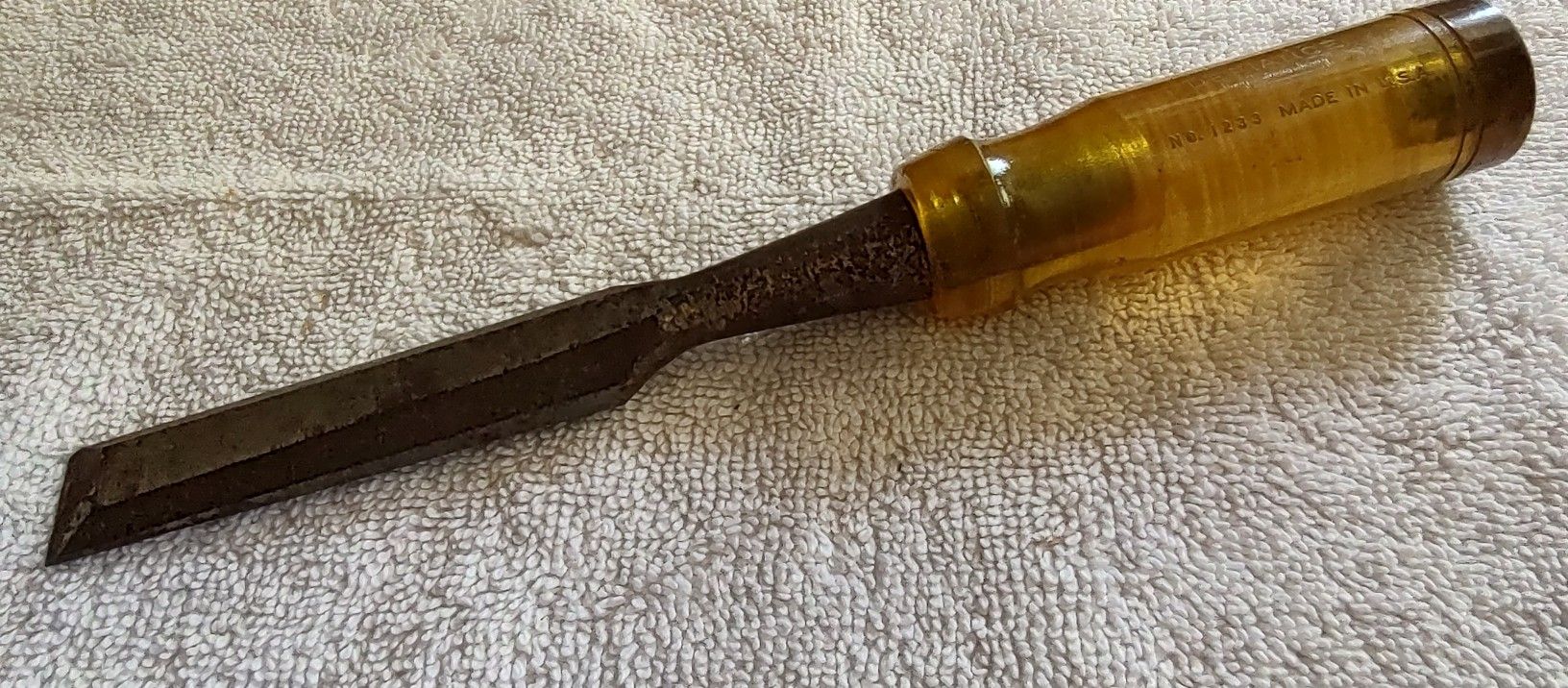 Vintage Chisel Defiance By Stanley Model Number 1233 Woodworking Tools - USA