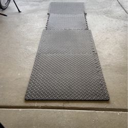 Interlocking Mats 