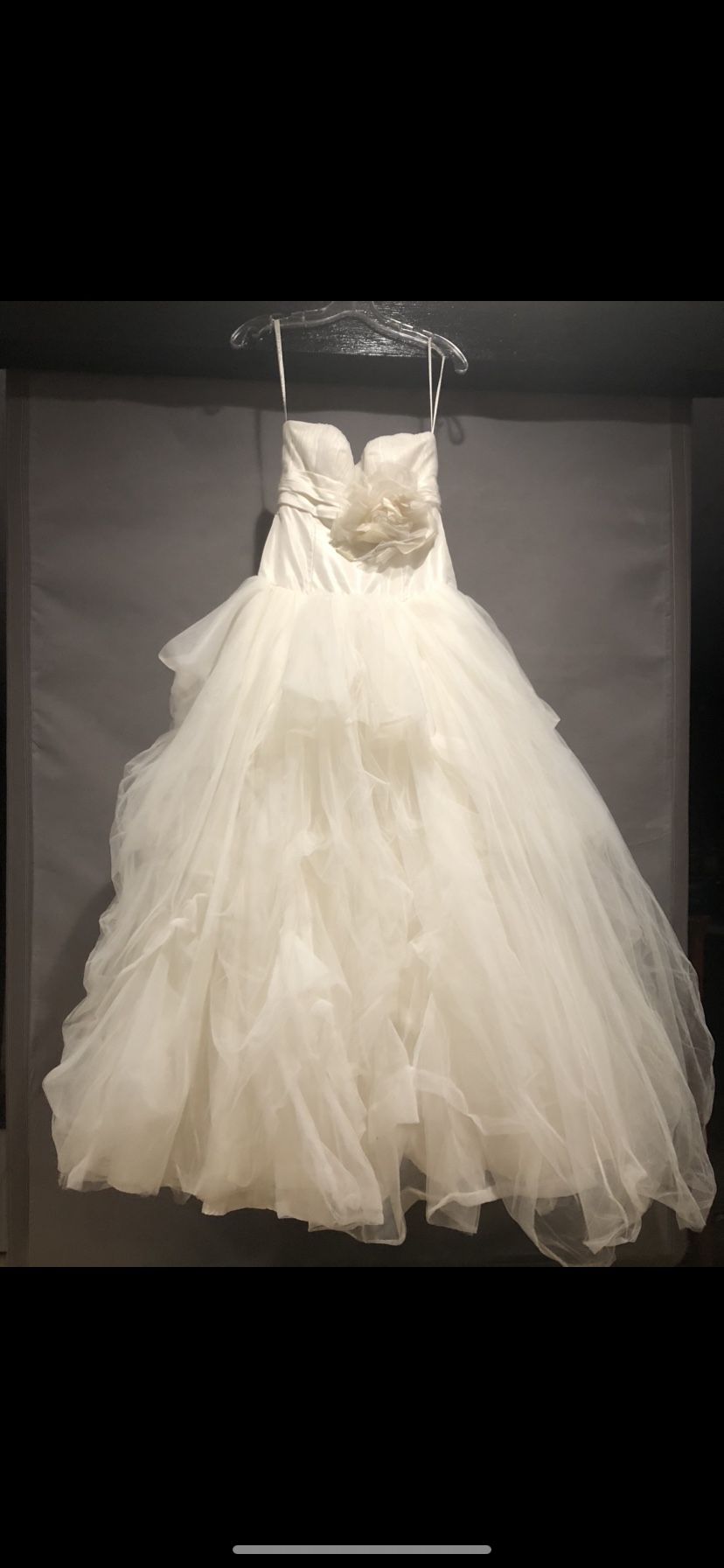 Galina Size 4 Ivory Wedding Dress 