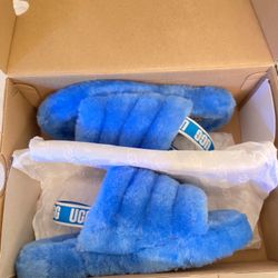 UGG’s Blue Women Fluff Yeah Slippers Size 6