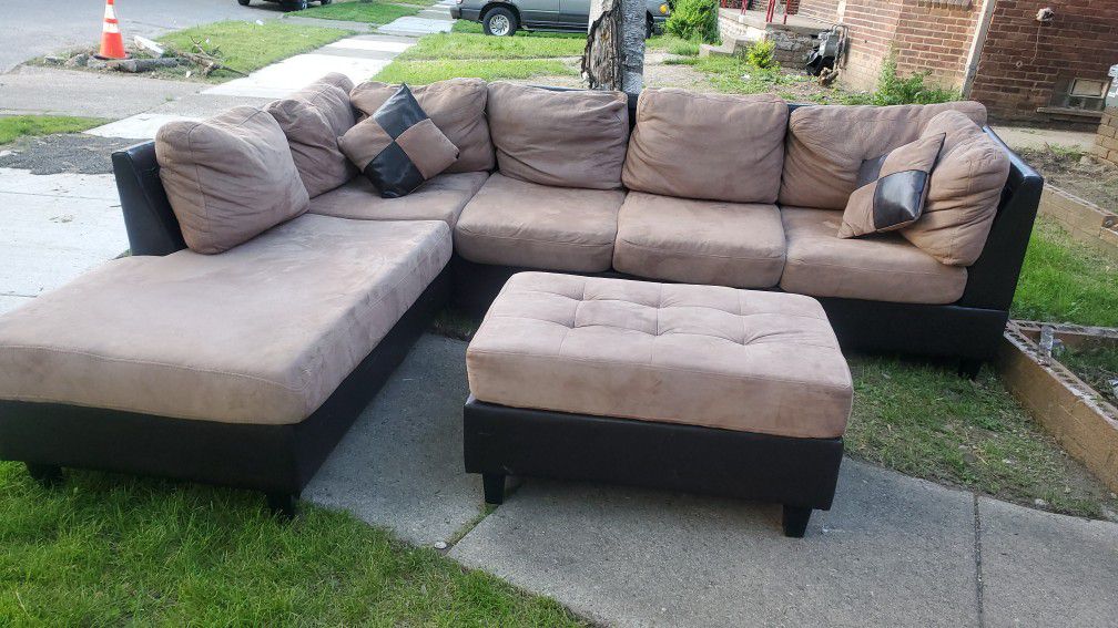 Beautiful sectional with ottoman