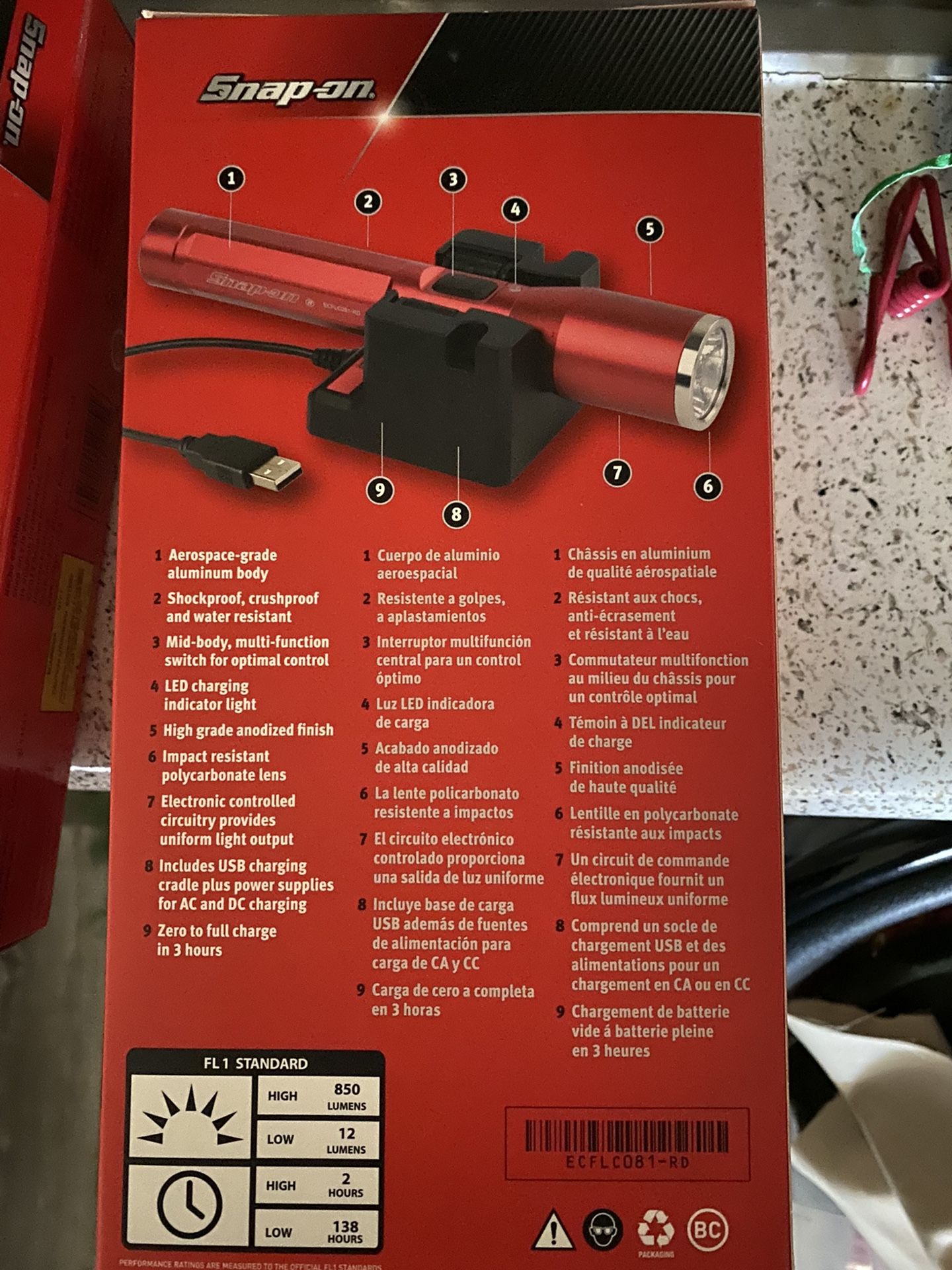 Snap On ECFLC081-RD LED Rechargeable Tactical Flashlight Red 850 Lumens