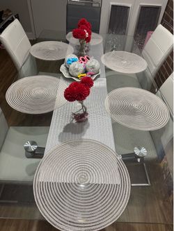 Dinning table