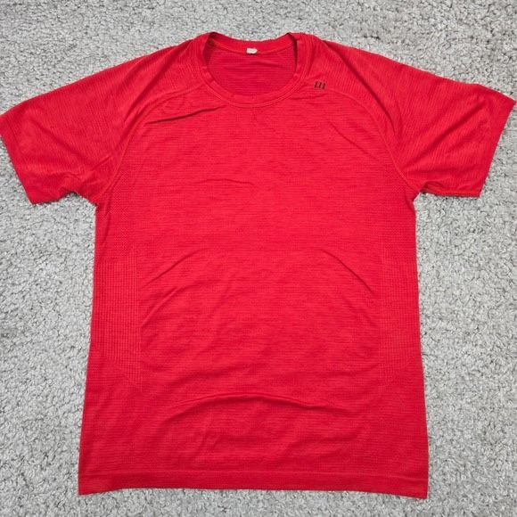 Lululemon Shirt Mens Medium Red Metal Vent Tech Short Sleeve Stretch Active Gym 