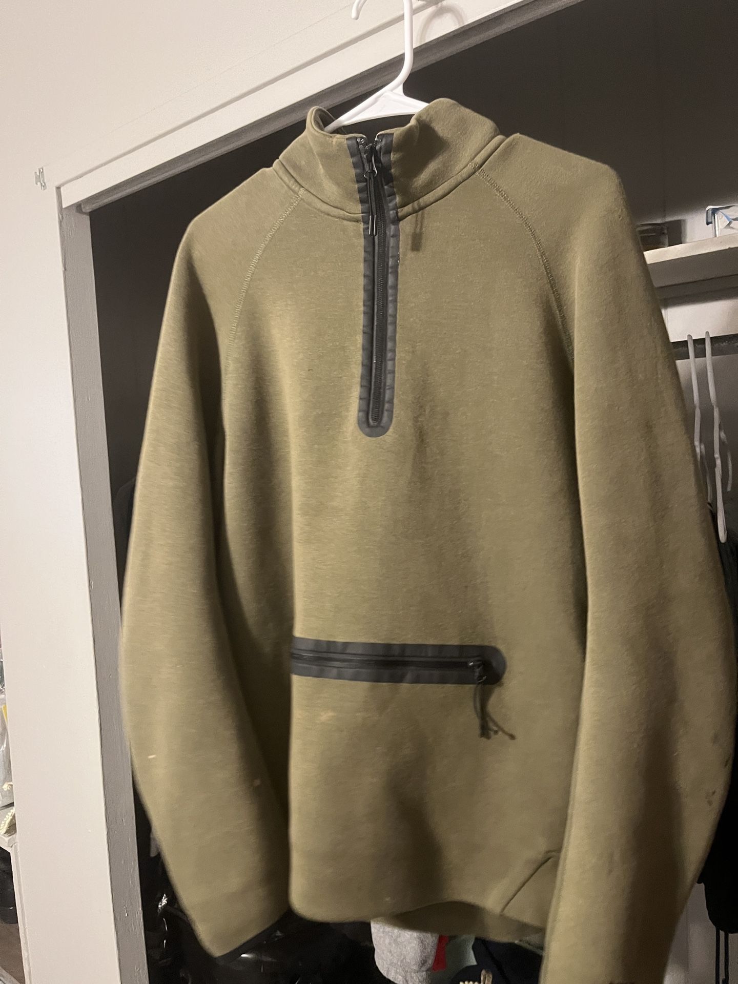 Nike Sweater