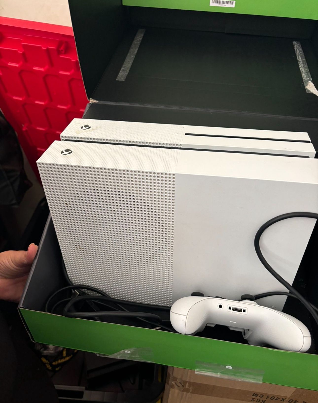 Xbox One S