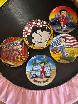 Betty Boop Plates