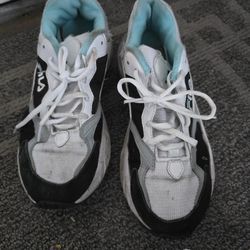 Fila Women Size 9