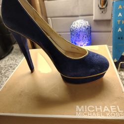 Size 8 Michael Kors Blue Suede Pumps
