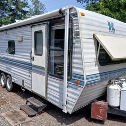 1997 Komfort Travel Trailer With A Slide Out 
