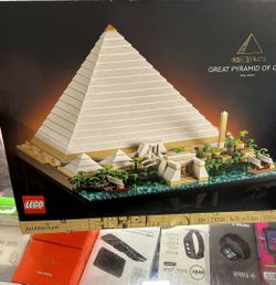 Lego Achitecture Great Pyramid For 40$