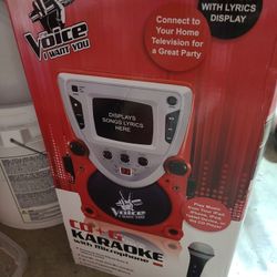 Karaoke Machine With Microphone 
