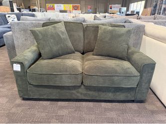 Forest green comfy love seat