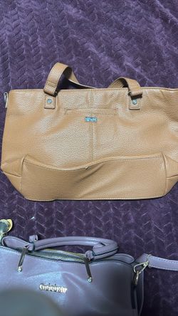 Clothes/purses
