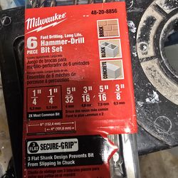 Milwaukee bit set