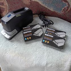 Bostitch Electric Stapler with 4 boxes premium Staples