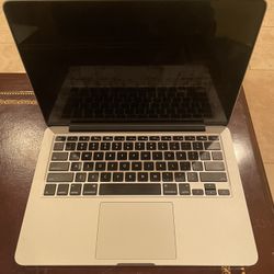  2015 MacBook Pro 13 inch 2.7 i5 8GB 128GB 