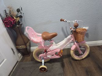 Kids Bike Girl Beach Cruise 12 new Ready to ride good condition