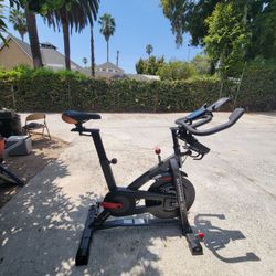 Schwinn IC4 Indoor Cycling Stationary Exercise Bike