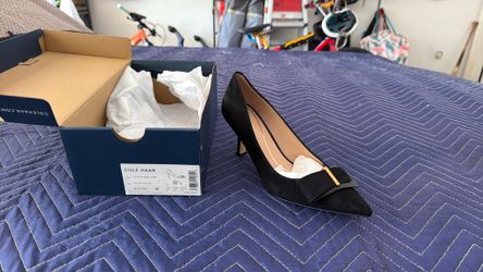Cole Haan Felicia Bow Pump Size 8.5B