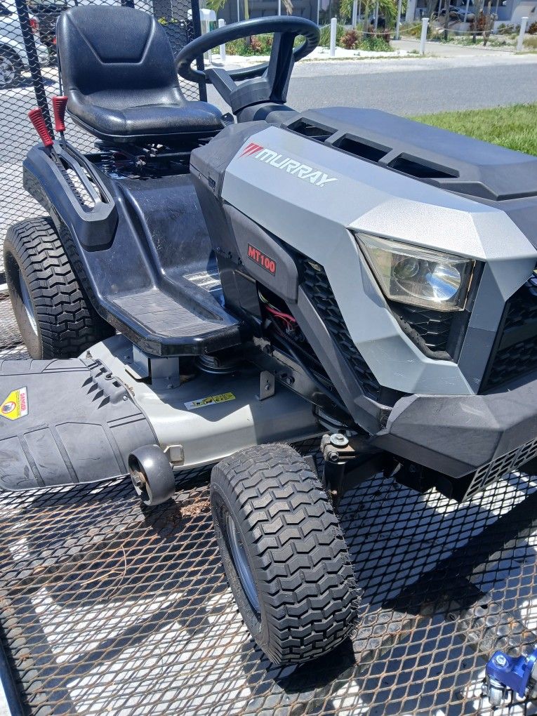 2023 Murray Lawn Tractor MT100 Runs Nice