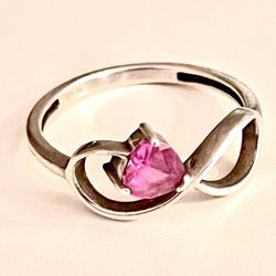 Sapphire Pink Ring 