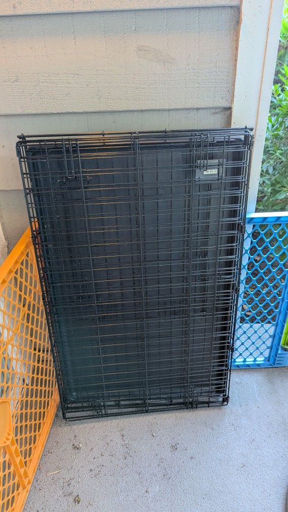 2 XL Kennels 1 M Kennel & Large Dog Ramp