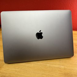 MacBook Pro 2018 256GB I5
