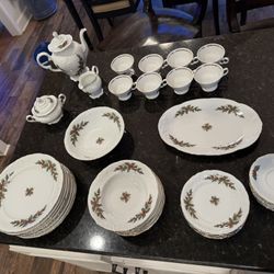 Royal Kent Holiday Holly