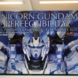 Unicorn Gundam Perfectibility Model Kit PG 1/60 Premium Bandai