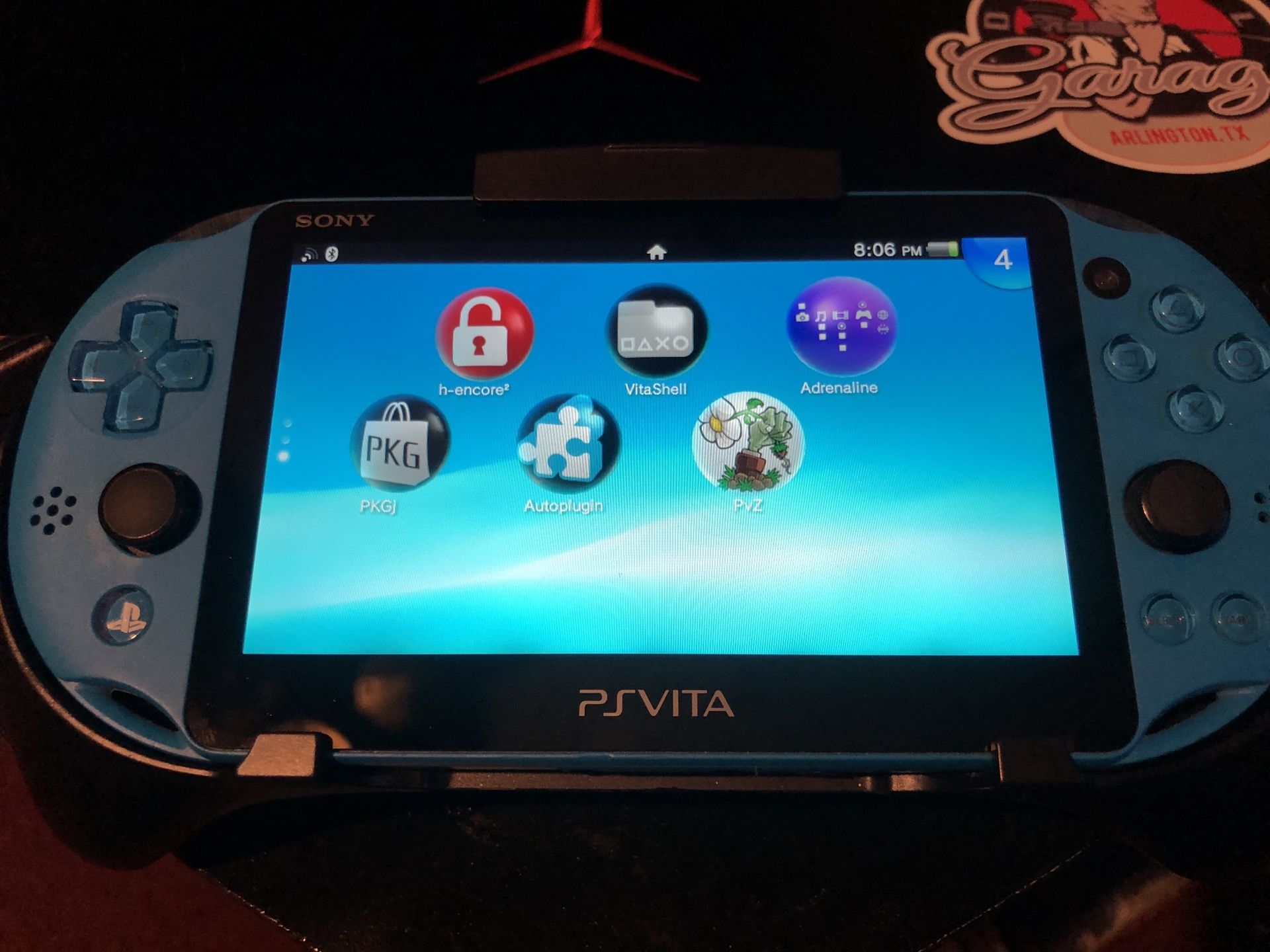 PS Vita Slim w/accessories & latest vitashell