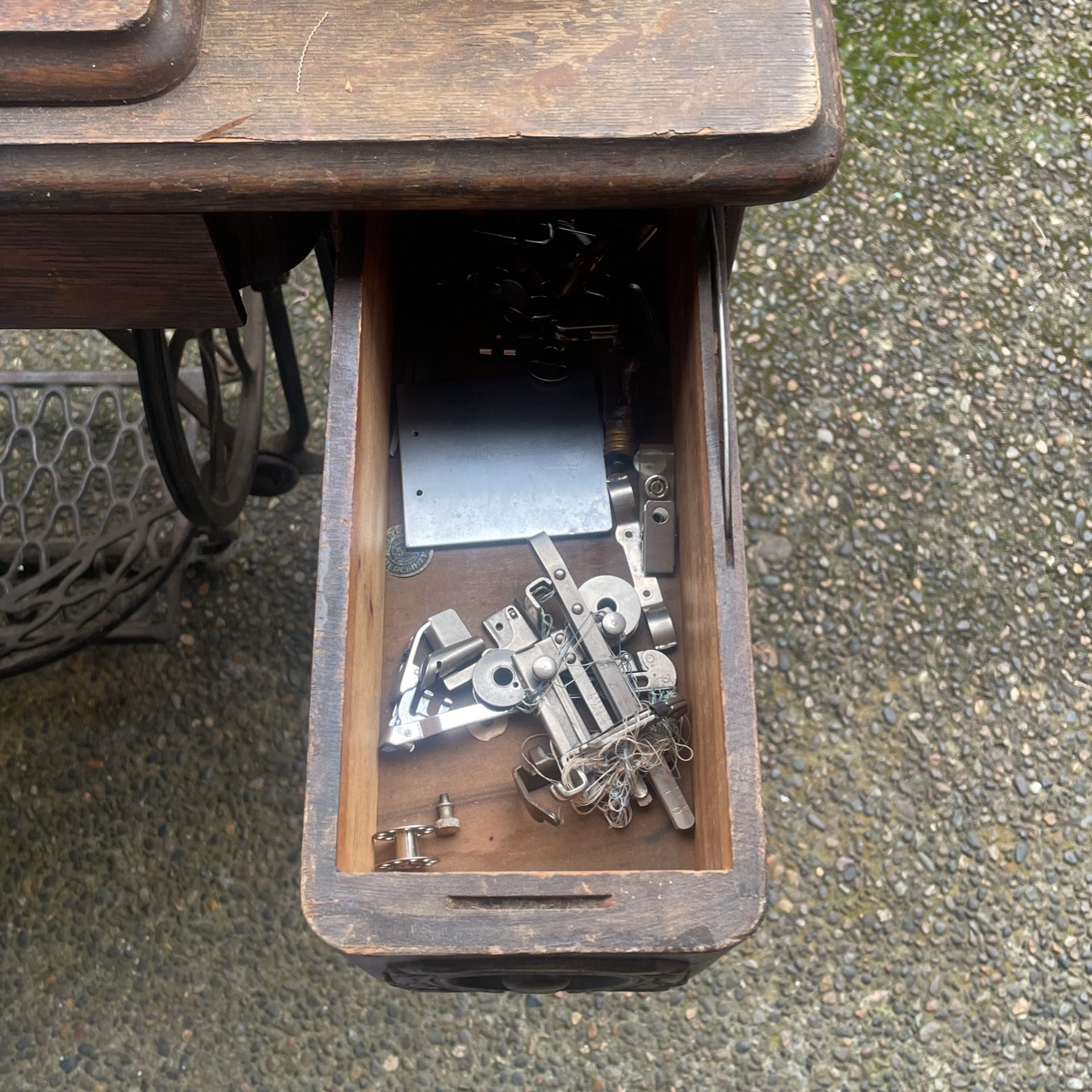 Olds Sewing Machine With Accessories. for Sale in Beaverton, OR OfferUp