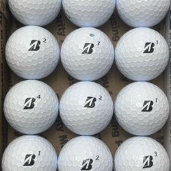 12 Bridgestone E12 White Golf Balls 5/4a Lot D199