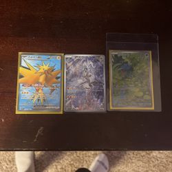 Pokemon Cards.( Zaptos Fulk Art Ex, N’s Reshiram Full Art, Bulbasaur Full Art) Just Pulled Cards.