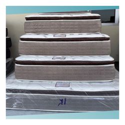 Cal king size mattress/ Colchon