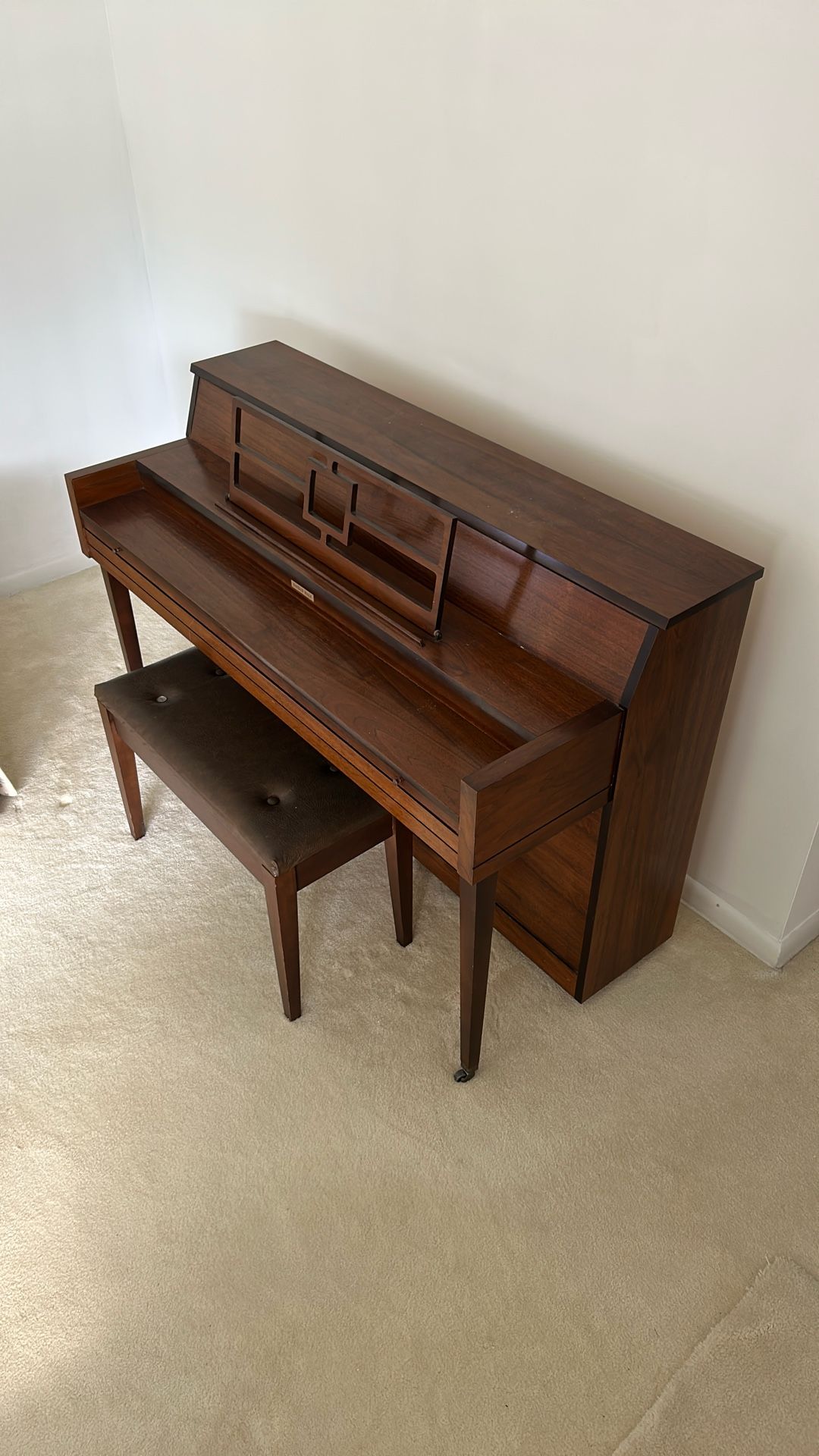 Nathan Hale Piano