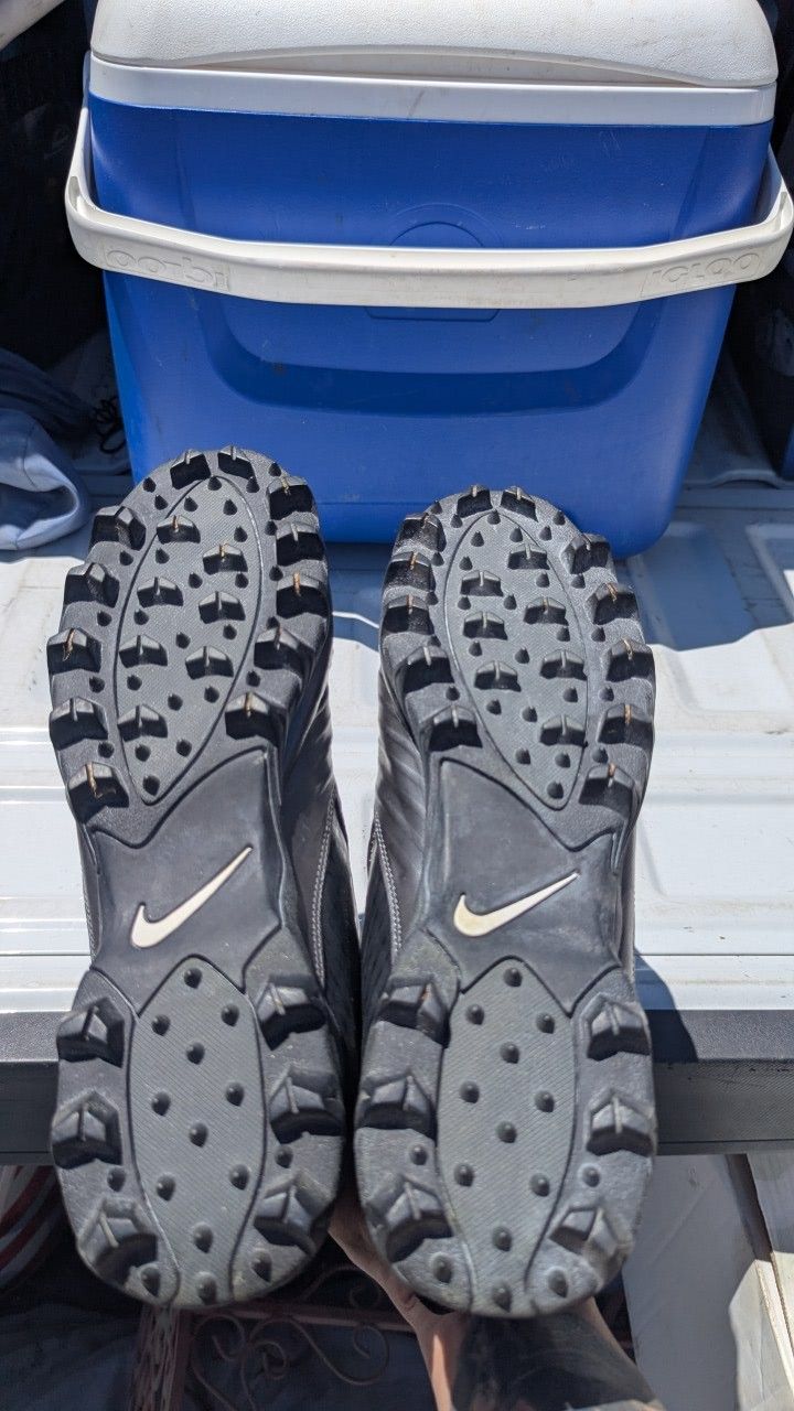 Nike Football Cleats Size 10